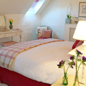 A CHARACTERFUL COTSWOLDBEDROOM